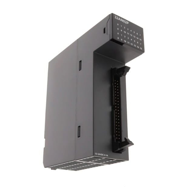 Delta AH32AN02P-5C OUTPUT MODULE 32SS 12-24V