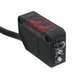 Omron E3Z-D81 2M 100mm Pnp Cisimden Yansımalı Sensör