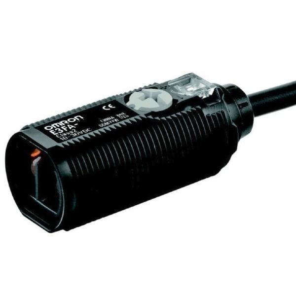 Omron E3FA-DP13 100cm Cisimden Yansımalı Fotoelektrik Sensör